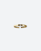 Load image into Gallery viewer, baguette gold ring from salty threads
