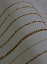 Load image into Gallery viewer, 18k gold plated stainless steel twist chain anklet salty threads